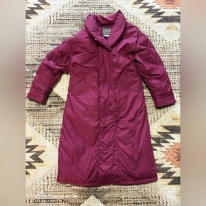The Cabela’s Women’s Vintage Plum Long Puffer Coat Medium 100% Goose Down